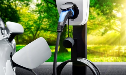 La Révolution des bornes de recharge par Helios Group : Écologie et simplicité